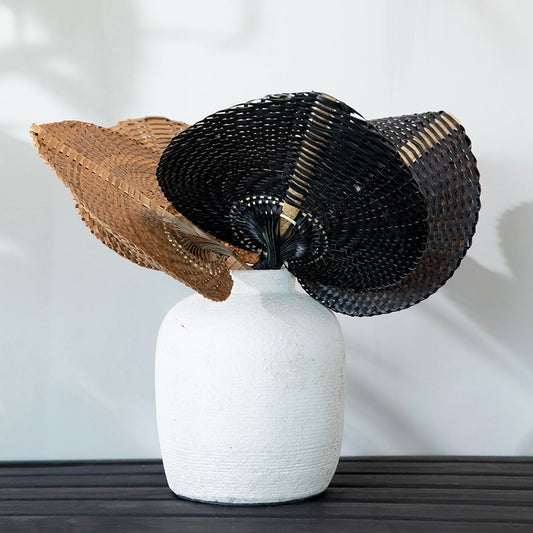 The Peaky Vase | Concrete