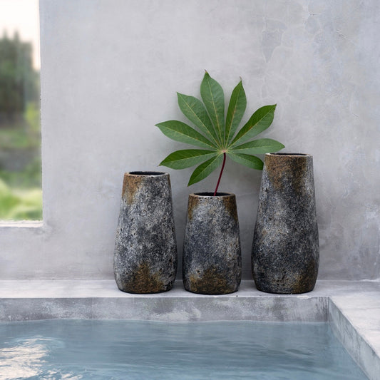 The Spooky Vase | Antique Grey